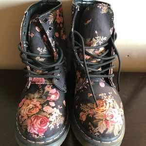 Brand new used once Dr Martens